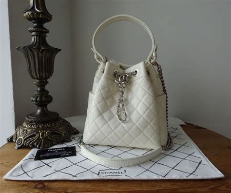 chanel gabrielle bucket bag white